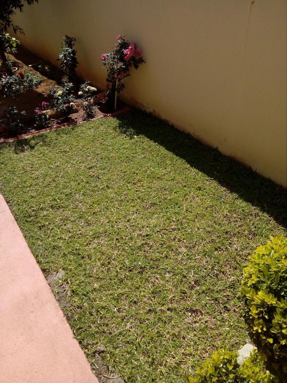 Tap'S Home Away From Home Gaborone Extérieur photo